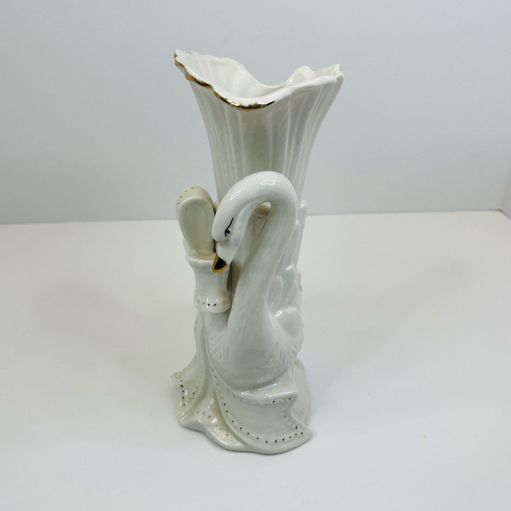 Vintage Ceramic Swan Vase About 9.75” White With Gold Accents - Picture 7 of 10